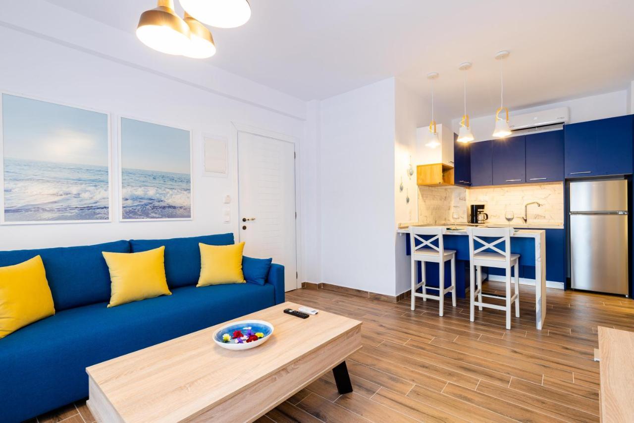 Elvis Nest Apartment Nea Moudania Luaran gambar
