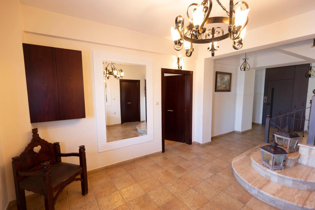 Elvis Nest Apartment Nea Moudania Luaran gambar