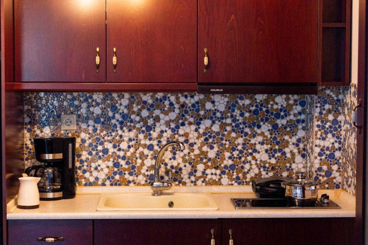 Elvis Nest Apartment Nea Moudania Luaran gambar